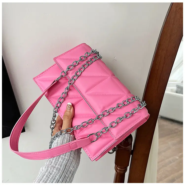White Rhombic Chain Mini Crossbody Bag — feature 42