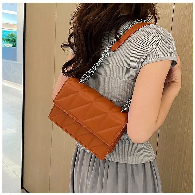White Rhombic Chain Mini Crossbody Bag — feature 46