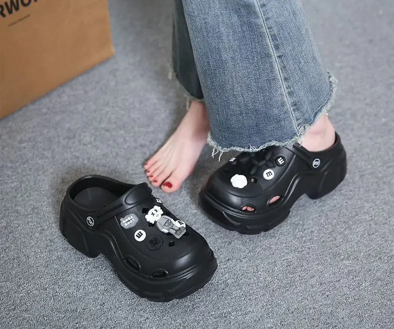 Girls Cartoon Thick Sandals White Black Spring — feature 36