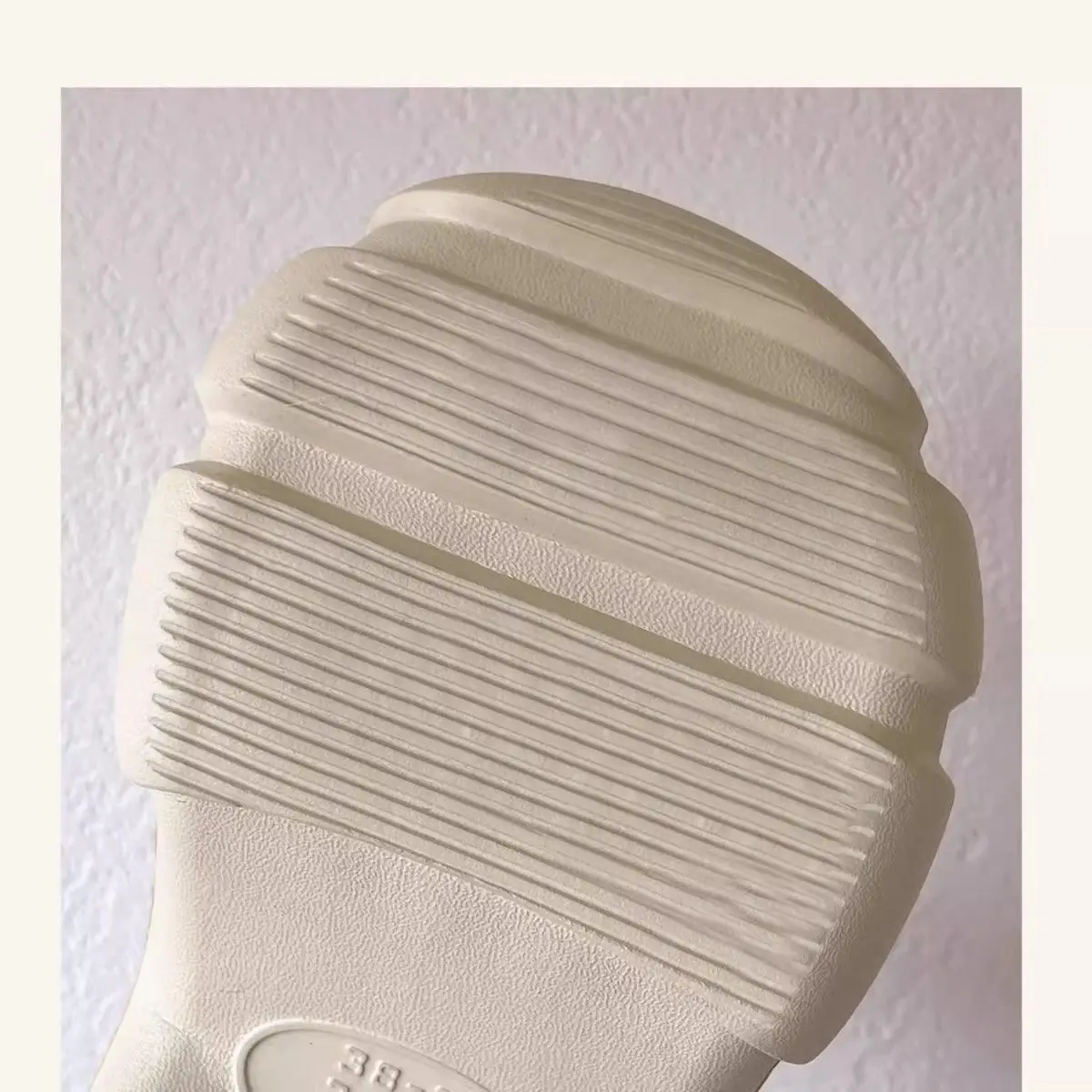 Women's Anti-Slip Deodorant Beach Sandals 2024 — feature 23