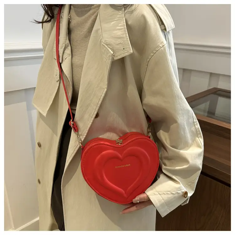 Pink Heart-Shaped Crossbody Bag for Women — feature 20