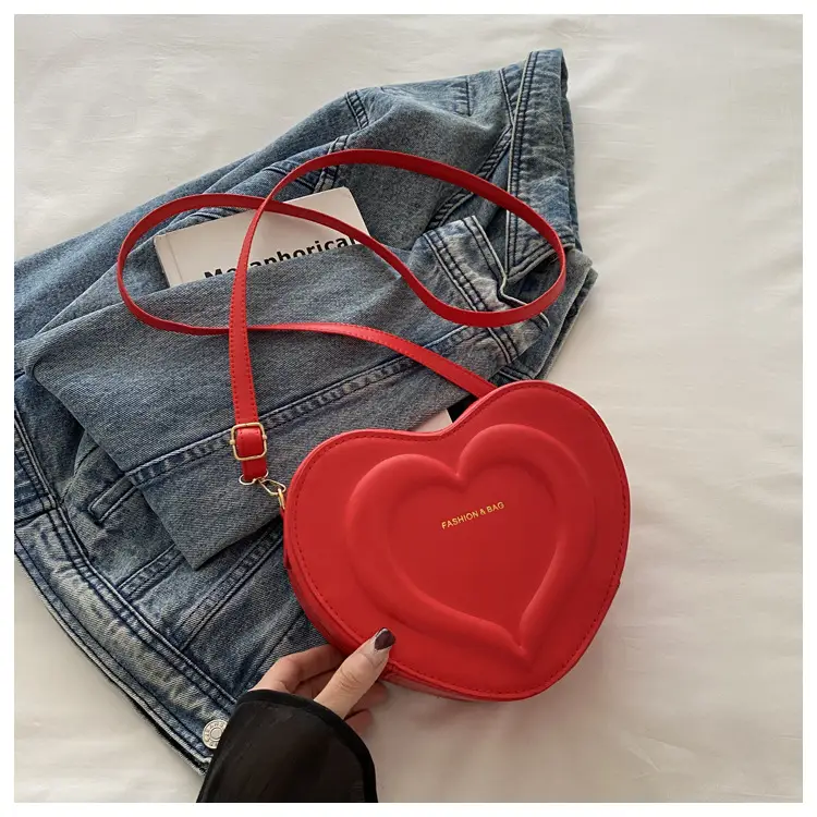 Peach Heart Shoulder Crossbody Bag 2024 — feature 29