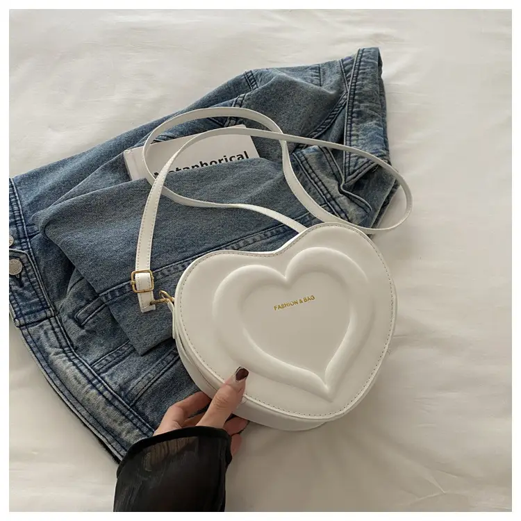 Peach Heart Shoulder Crossbody Bag 2024 — feature 31