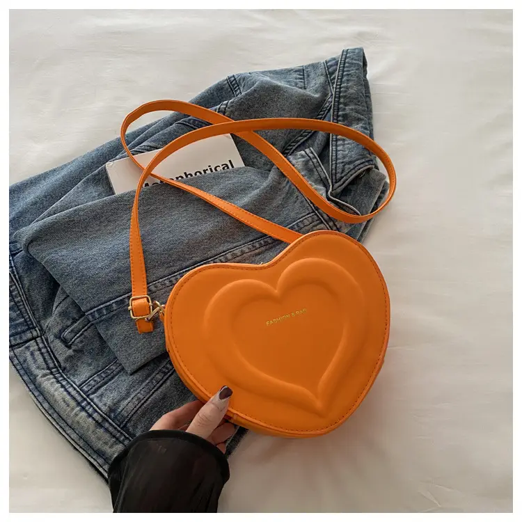 Peach Heart Shoulder Crossbody Bag 2024 — feature 33