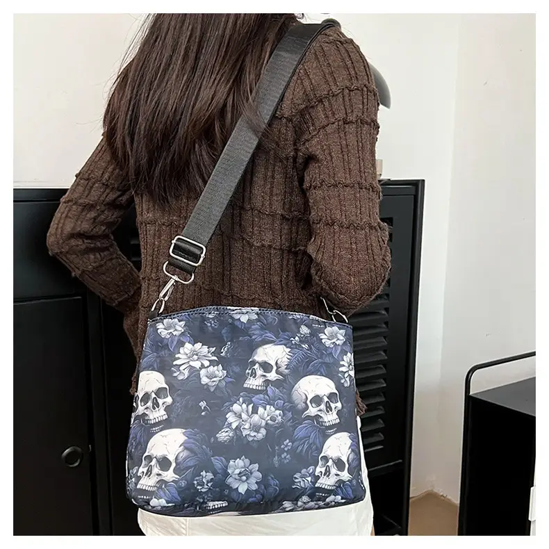 Skull Print Crossbody Bag for Women Large Capacity — feature 15