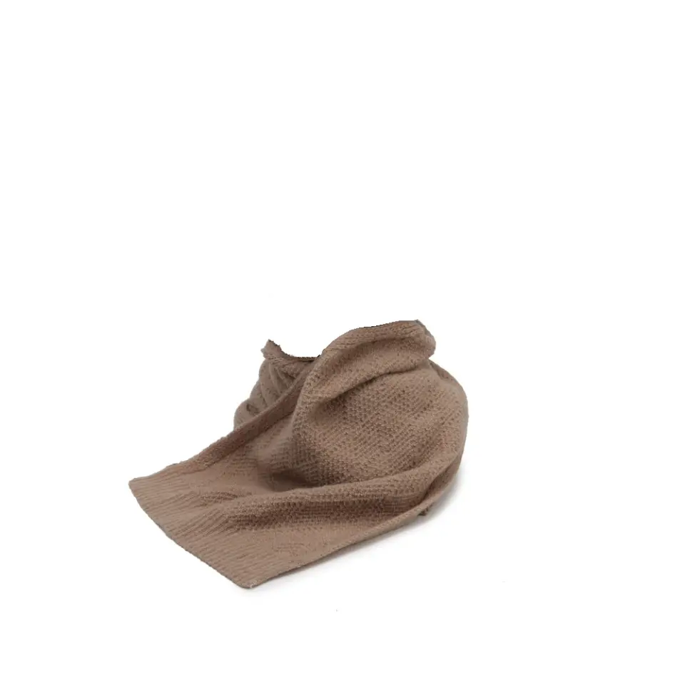 Ladies Winter Beige Knitted Hat & Scarf Set - Image 17