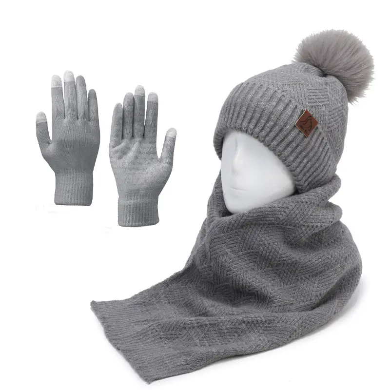 Ladies Winter Beige Knitted Hat & Scarf Set - Image 23