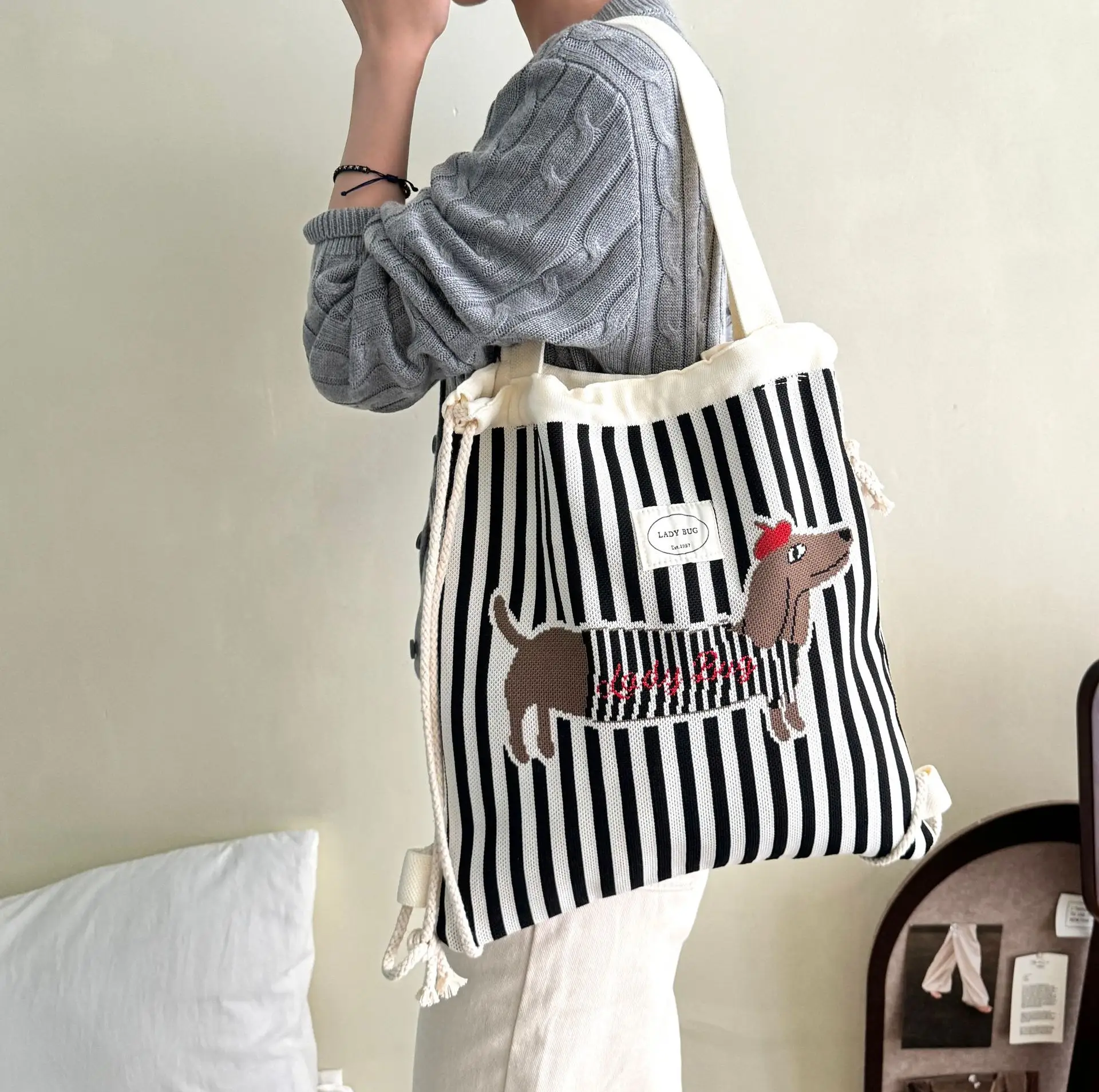 Women's Striped Drawstring Flap Backpack Large Capacity — feature 2