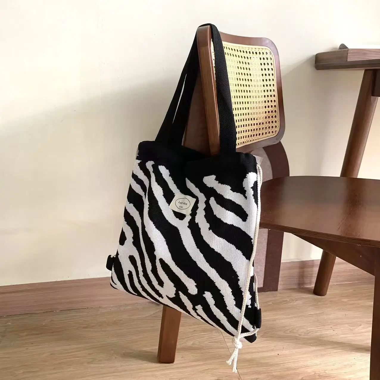 Women's Striped Drawstring Flap Backpack Large Capacity — feature 21