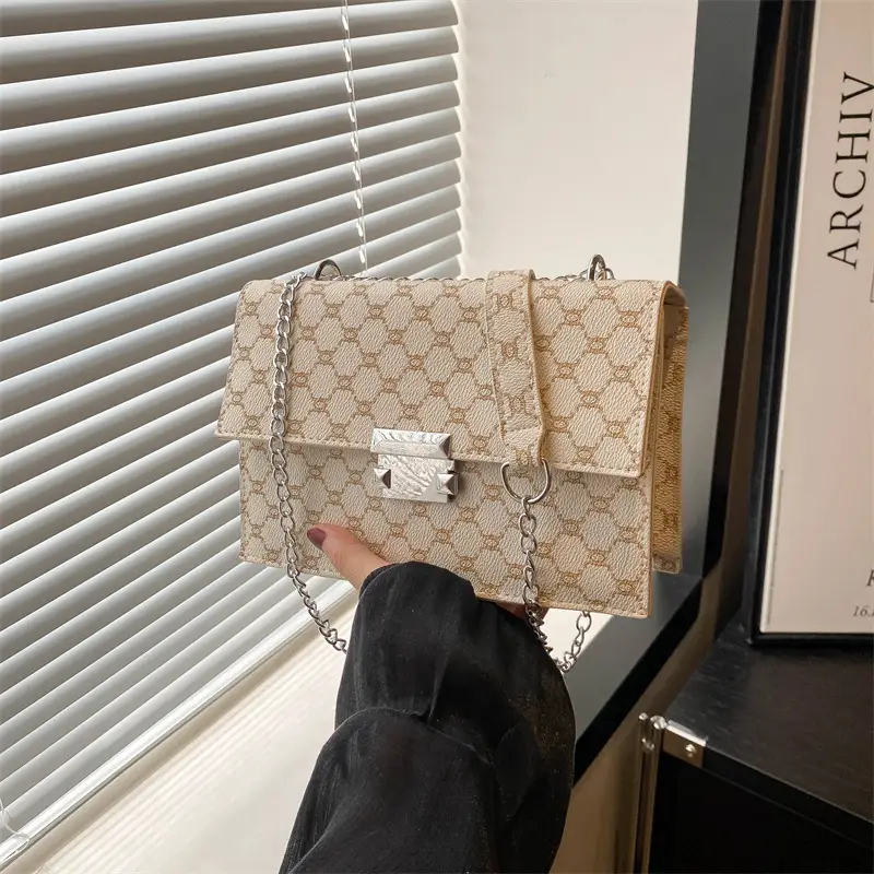 Retro GG Monogram Shoulder Bag for Women 2024 - Image 3