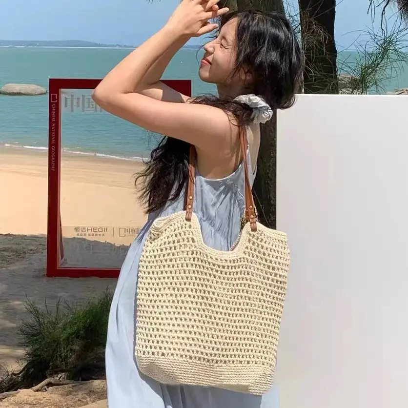 Women's Beige Woven Shoulder Bag for Beach Day - Image 4