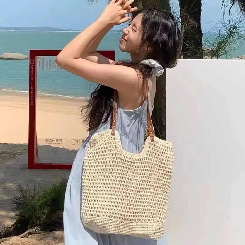 Women's Beige Woven Shoulder Bag for Beach Day — feature 5