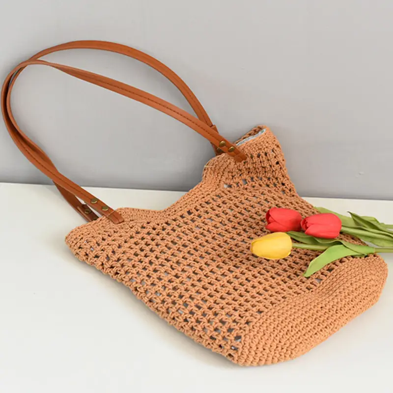 Women's Beige Woven Shoulder Bag for Beach Day - Image 3