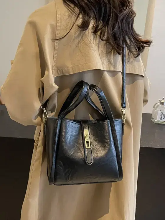 Black Leather Bucket Bag for Women 2024 - Image 7