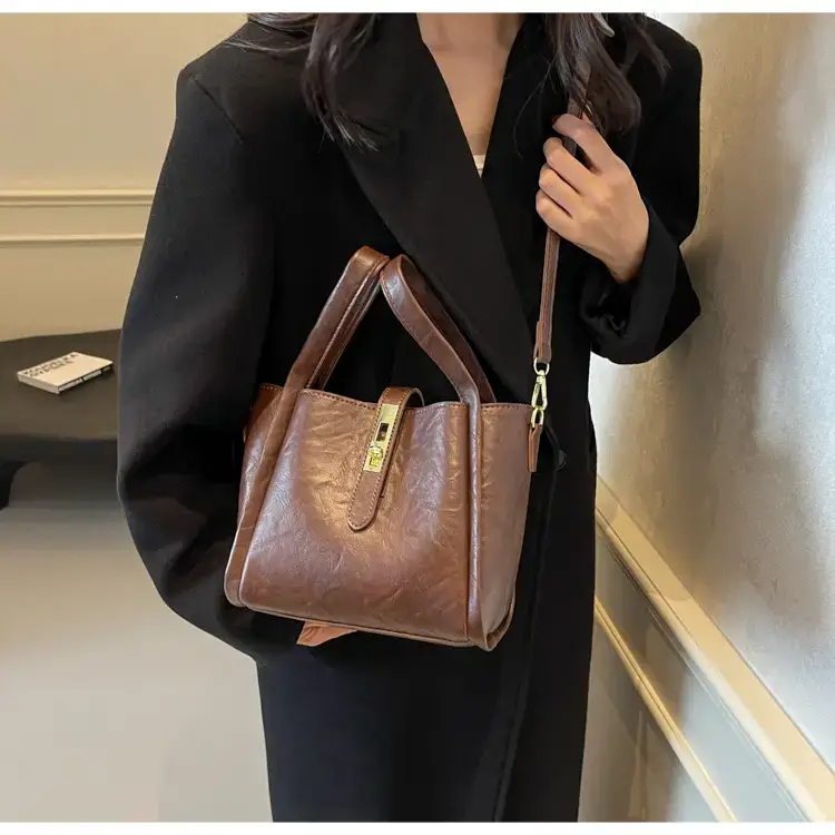 Black Leather Bucket Bag for Women 2024 — feature 21