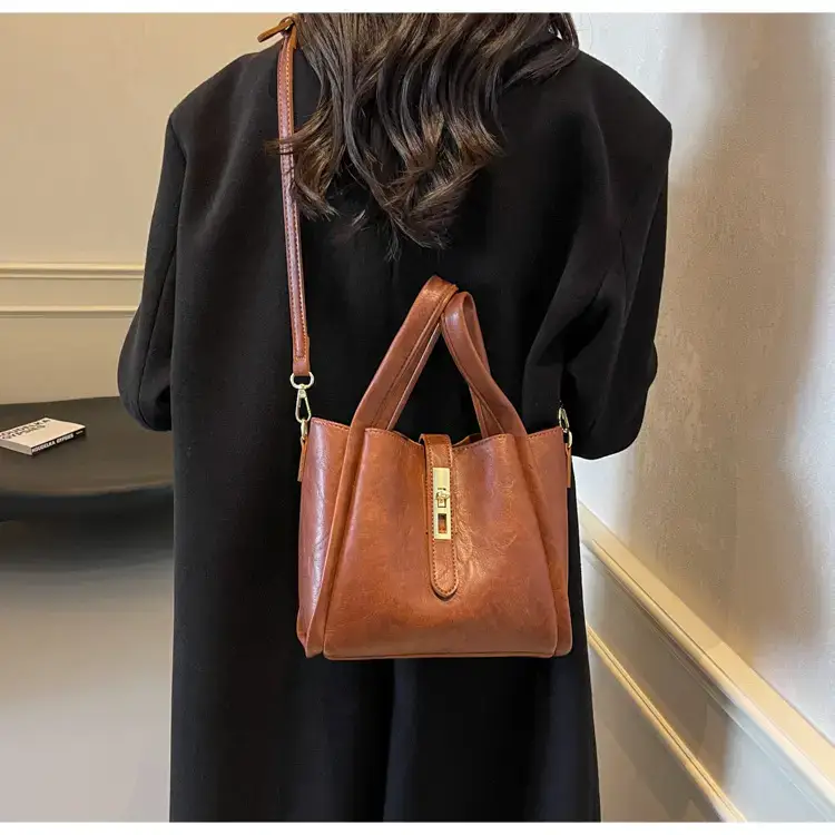 Black Leather Bucket Bag for Women 2024 — feature 28