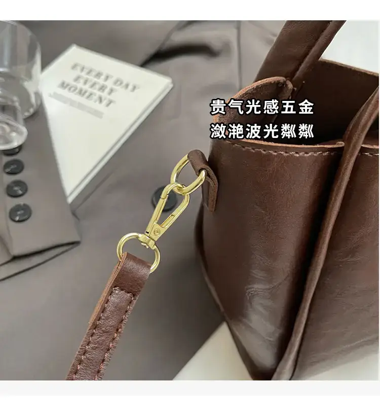 Black Leather Bucket Bag for Women 2024 — feature 3