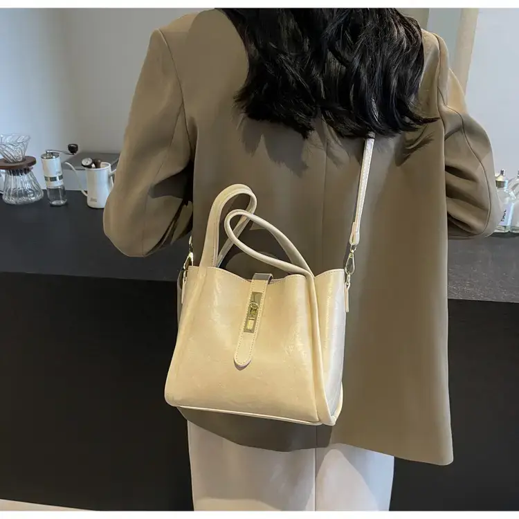 Black Leather Bucket Bag for Women 2024 — feature 32