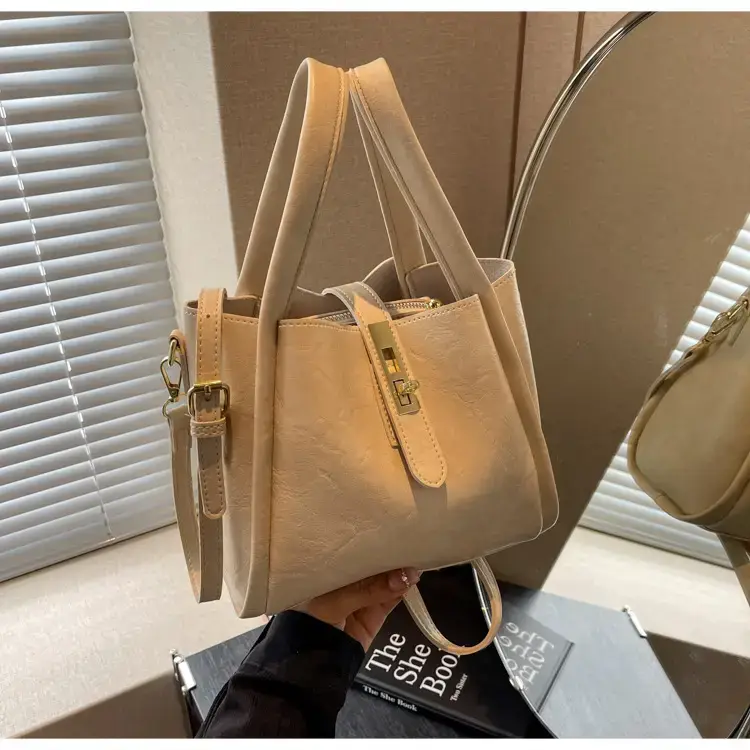 Black Leather Bucket Bag for Women 2024 — feature 46