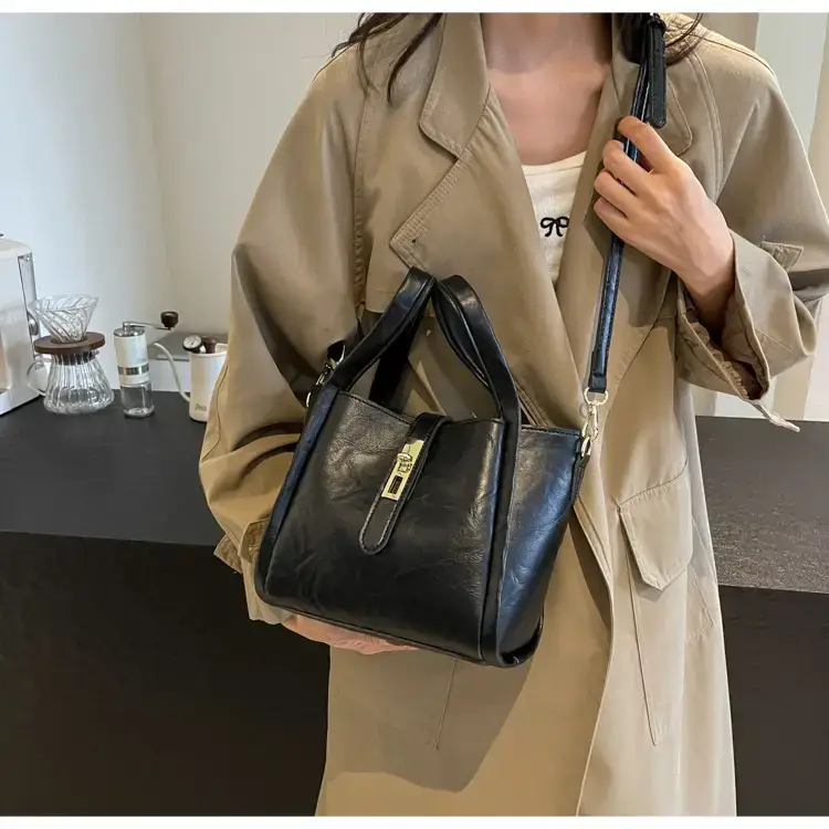 Black Leather Bucket Bag for Women 2024 — feature 9