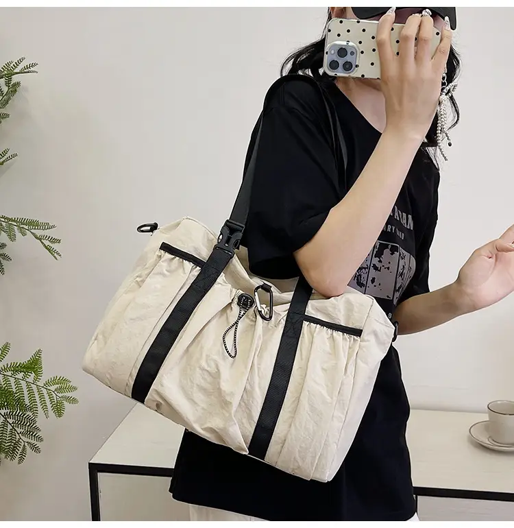 Large Capacity Casual Travel Tote Bag Lightweight Nylon Drawstring Shoulder Crossbody Bag — feature 32
