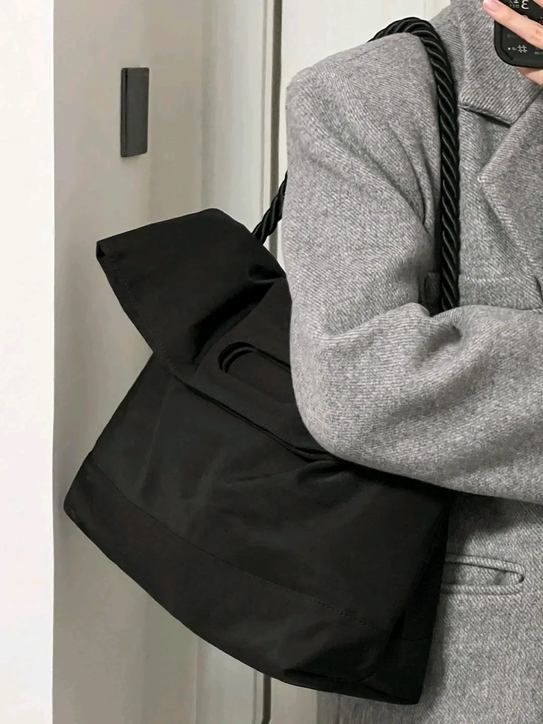 Black Korean Style Shoulder Crossbody Bag for Women — feature 9