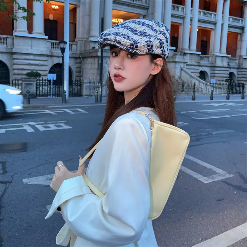 Women Duck Tongue Forward Hat Retro Japanese Style — feature 4