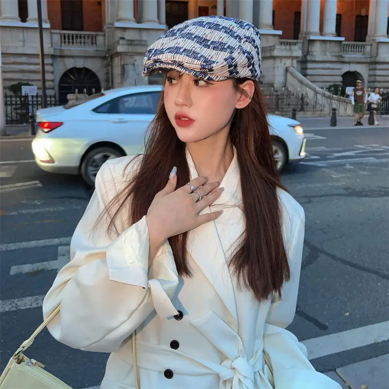 Women Duck Tongue Forward Hat Retro Japanese Style — feature 5