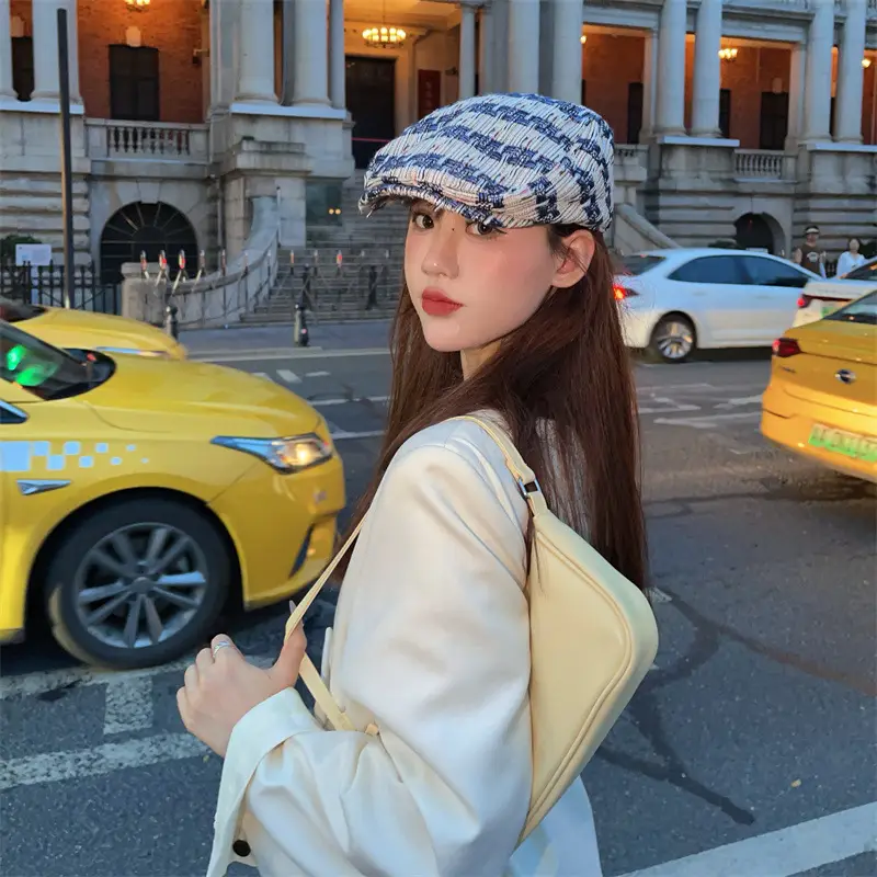 Women Duck Tongue Forward Hat Retro Japanese Style — feature 6