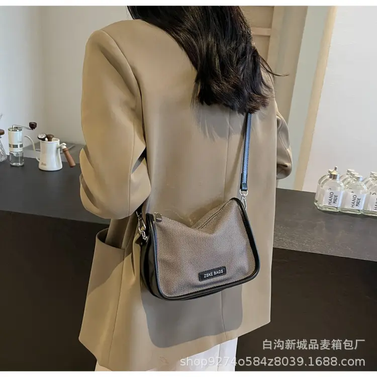 Women's Small Crossbody Bag Tan Leather 2024 — feature 16