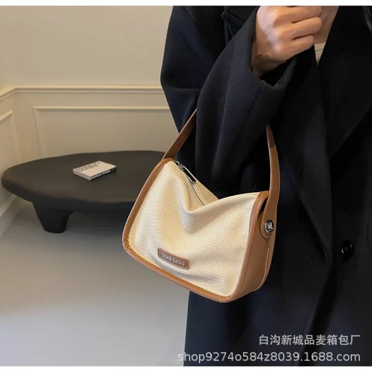 Women's Small Crossbody Bag Tan Leather 2024 — feature 27