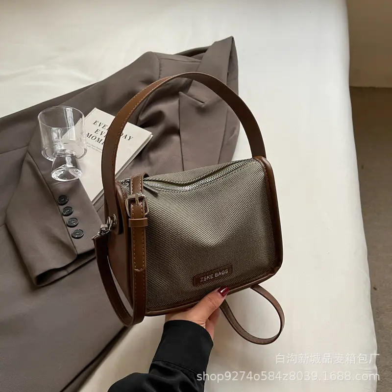 Women's Small Crossbody Bag Tan Leather 2024 - Image 3