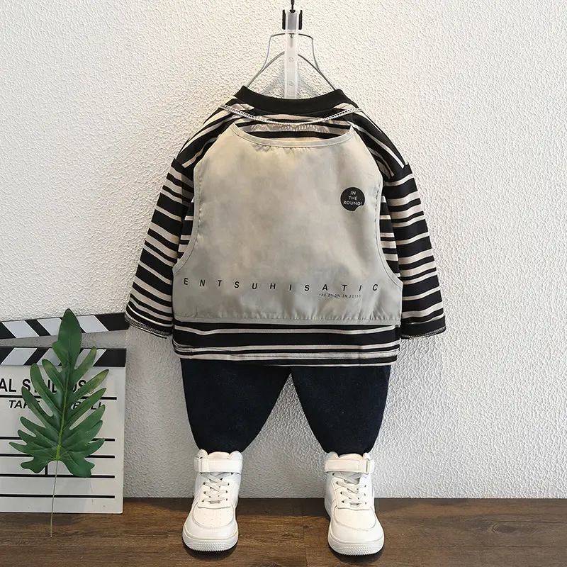 Boys Fake Two-Piece Sweatshirt 2025 Spring - Image 3