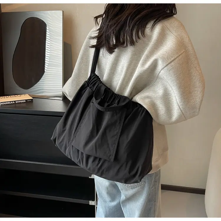 Waterproof Nylon Shoulder Bag Women Large Capacity — feature 36