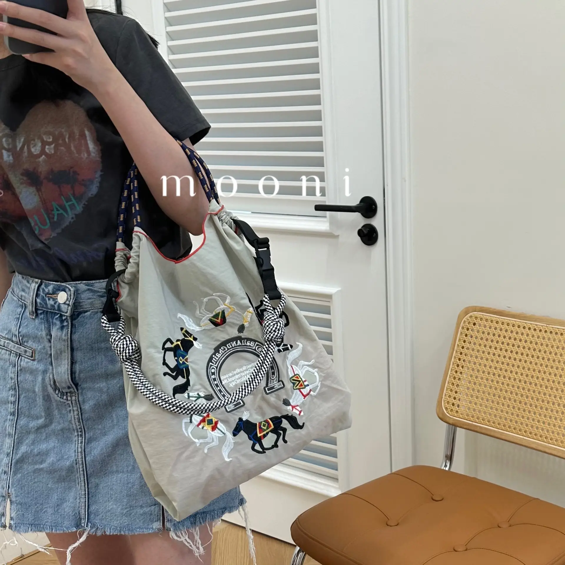 Japanese Embroidered Blue Shoulder Bag for Women — feature 11
