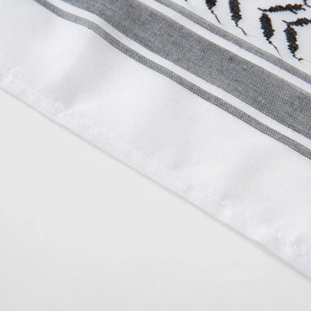 New Jacquard Turban Scarf White Black Geometric Pattern — feature 8