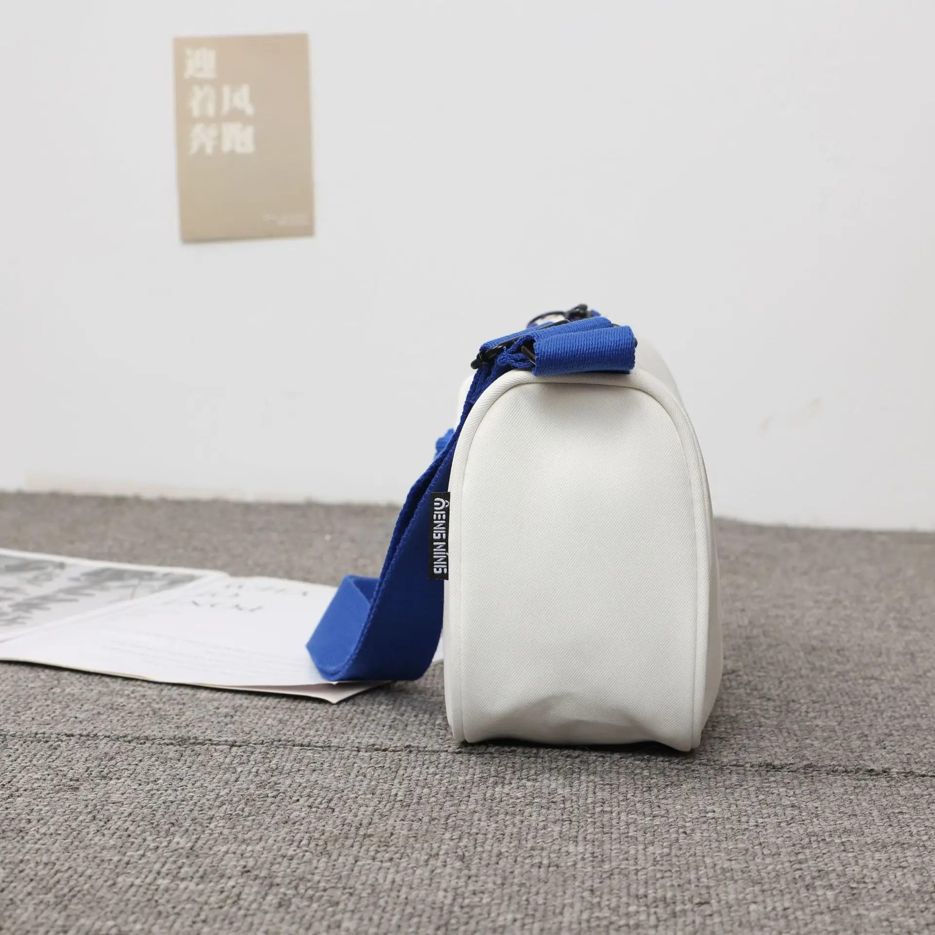 Women's Blue White Oxford Cloth Crossbody Bag Large Capacity — feature 36