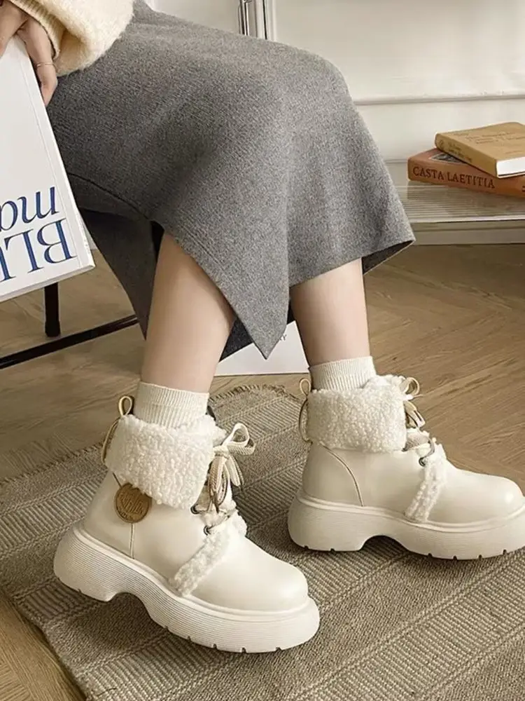 Women's Fleece-Lined Winter Boots Cream White — feature 13