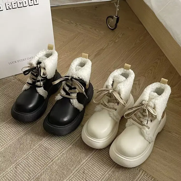 Women's Fleece-Lined Winter Boots Cream White — feature 8