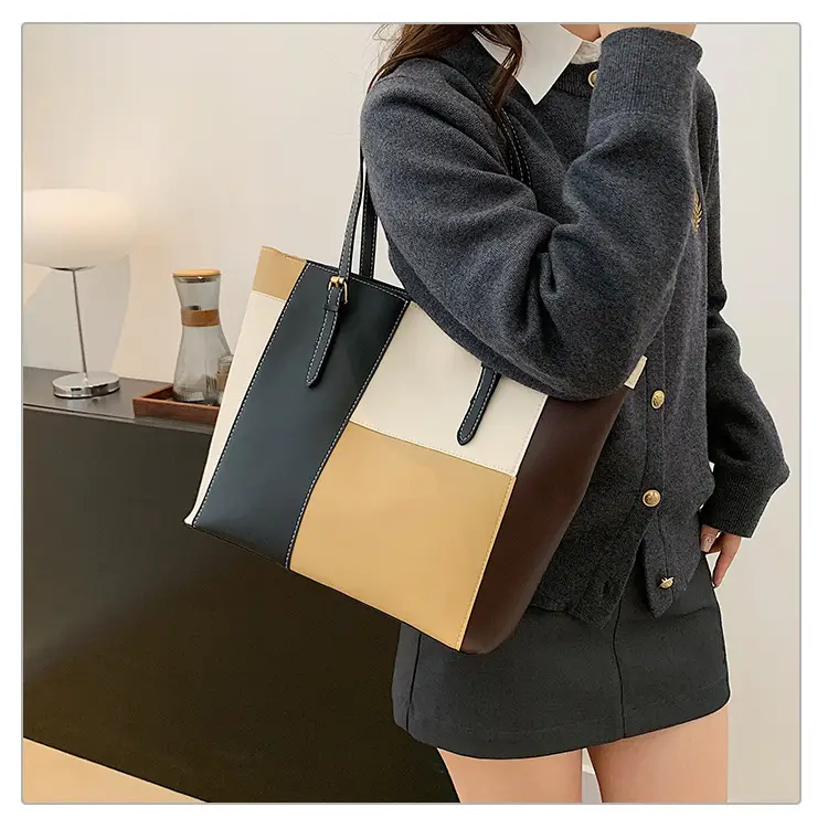 Women's PU Contrast Color Shoulder Bag 2024 — feature 17