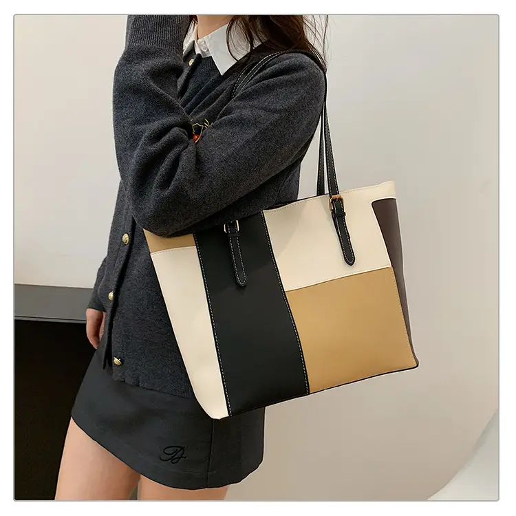 Women's PU Contrast Color Shoulder Bag 2024 — feature 18