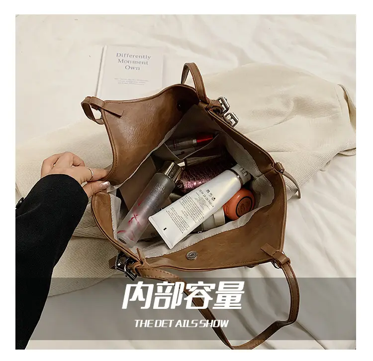 Vintage Cream Shoulder Bag with Long Strap — feature 3