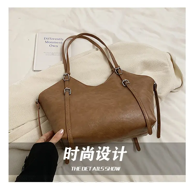 Vintage Cream Shoulder Bag with Long Strap — feature 5