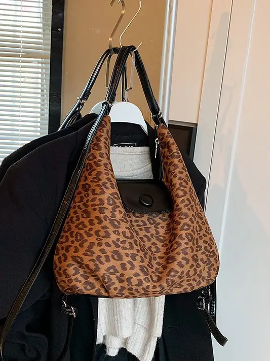 Leopard Print Large Capacity Women's Tote Bag - Image 5