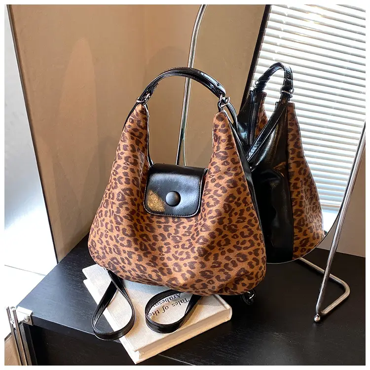 Leopard Print Large Capacity Women's Tote Bag — feature 18