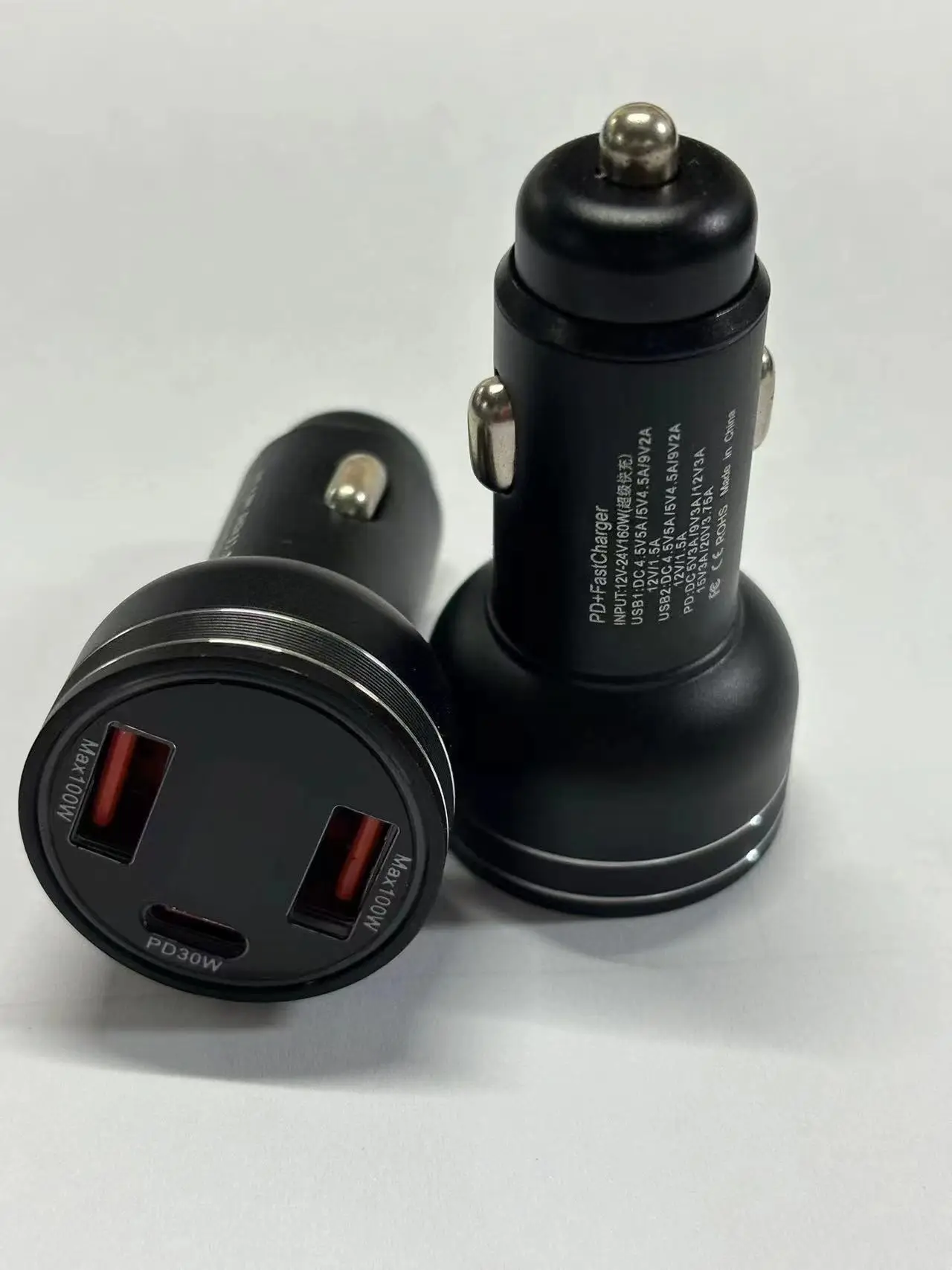 Factory One-to-Three Car Charging with 30W PD30W Super Fast Charging - Image 2