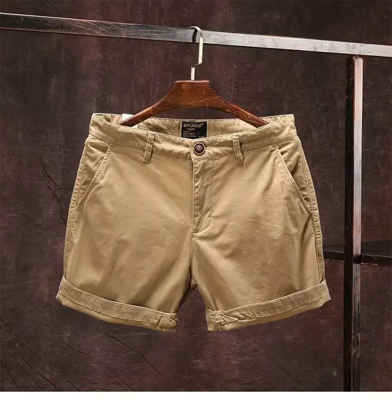 Men Green Denim Wide Leg Shorts with Distinctive Belt — feature 7