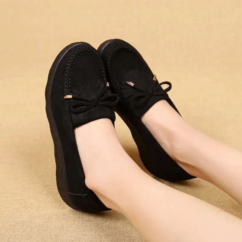 Spring and Autumn New Old Beijing Cloth Shoes Women's Single-layer Shoes Thick-soled Platform Moms Shoes All-match Beans Shoes Black Work Shoes for Women - Image 3