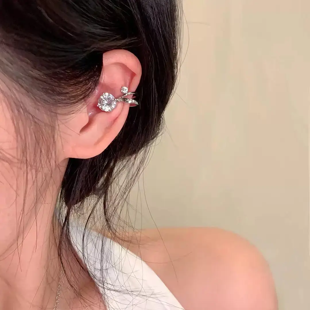 Small Bulb Flash Zirconium Ear Clip Without Ear Holes Unique Beautiful High-end Light Luxury Elegant Earrings Women's Earrings