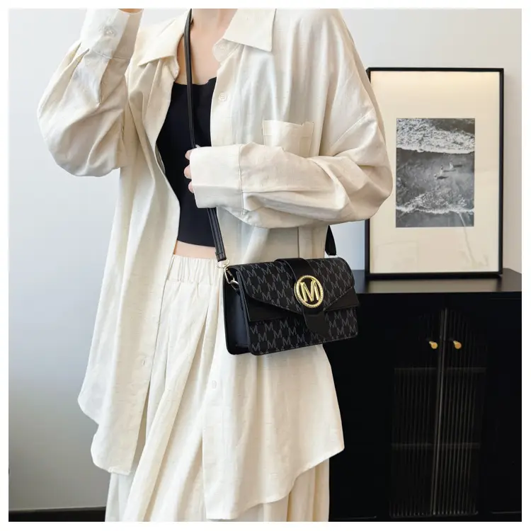 Women's Crossbody Bag Small Square Korean Style — feature 12
